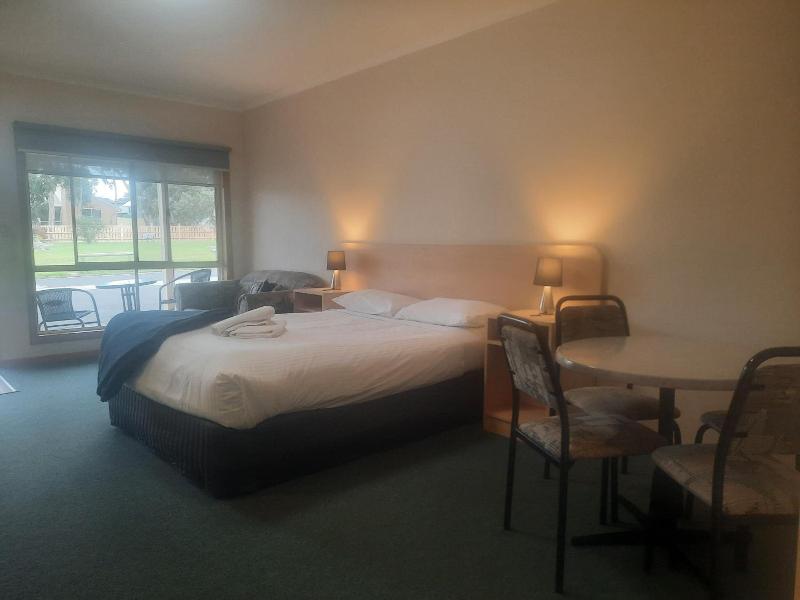 Arthur Phillip Motor Inn image