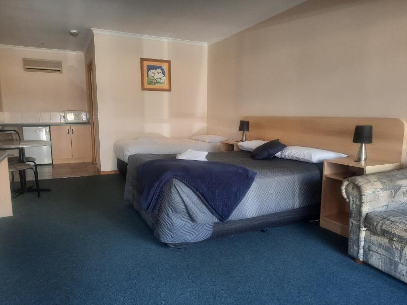 Arthur Phillip Motor Inn image