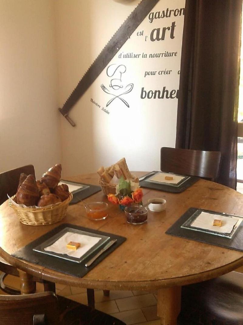 Auberge De Tesa image