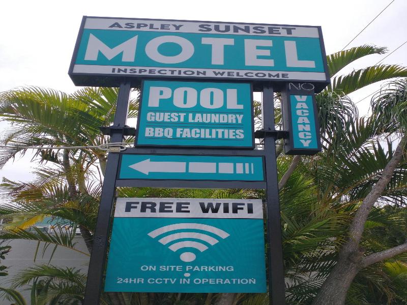 Aspley Sunset Motel image