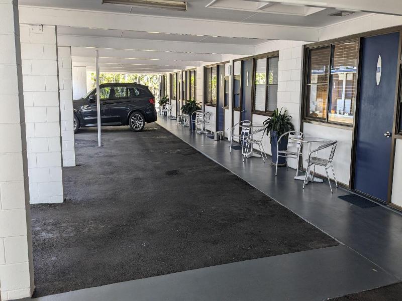 Moffat Beach Motel Caloundra image