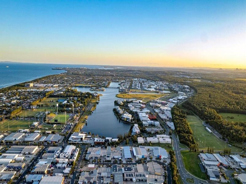 Moffat Beach Motel Caloundra image