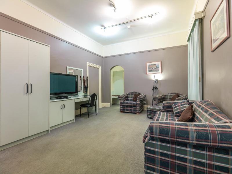 Grand Tasman Hotel image
