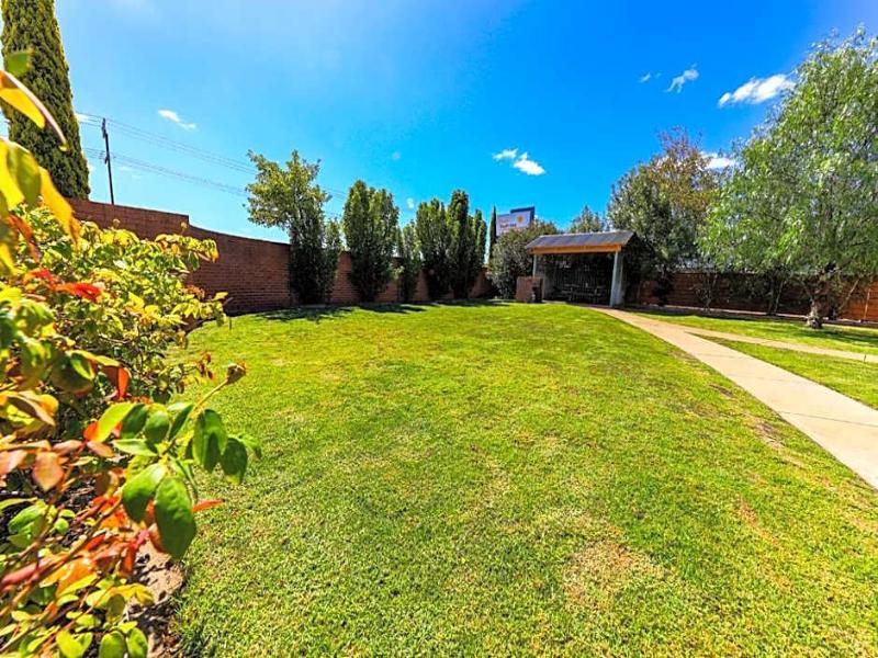 Country Roads Motor Inn Naracoorte image