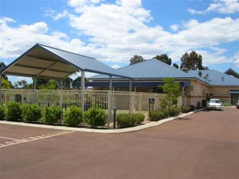 Collie Ridge Motel image