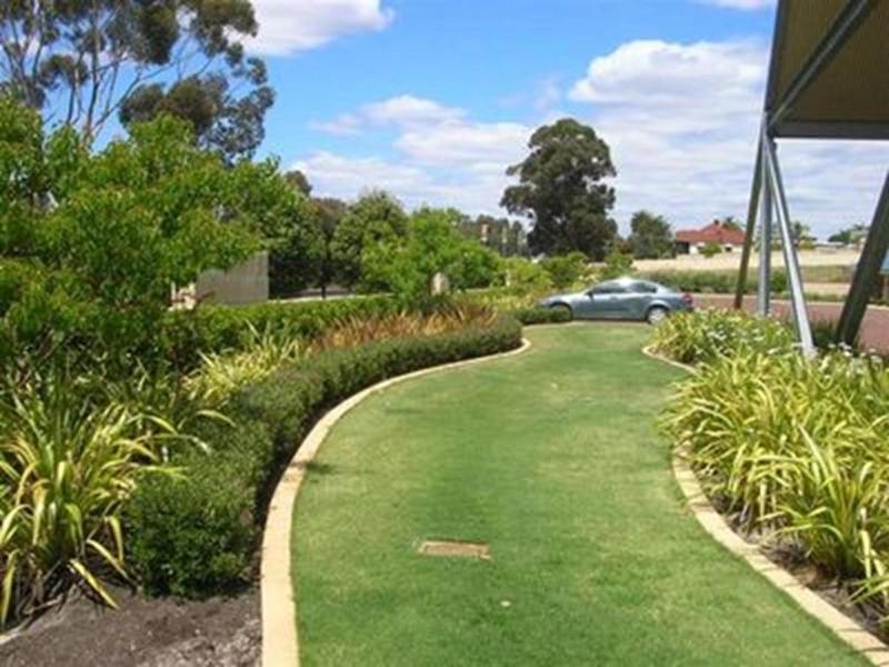 Collie Ridge Motel image