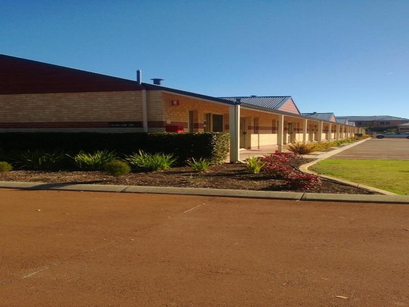 Collie Ridge Motel image
