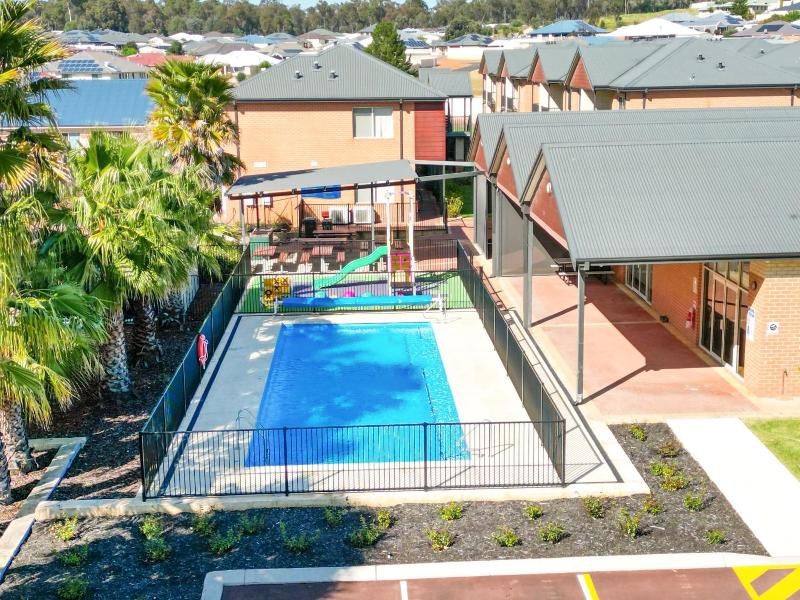 Collie Ridge Motel image