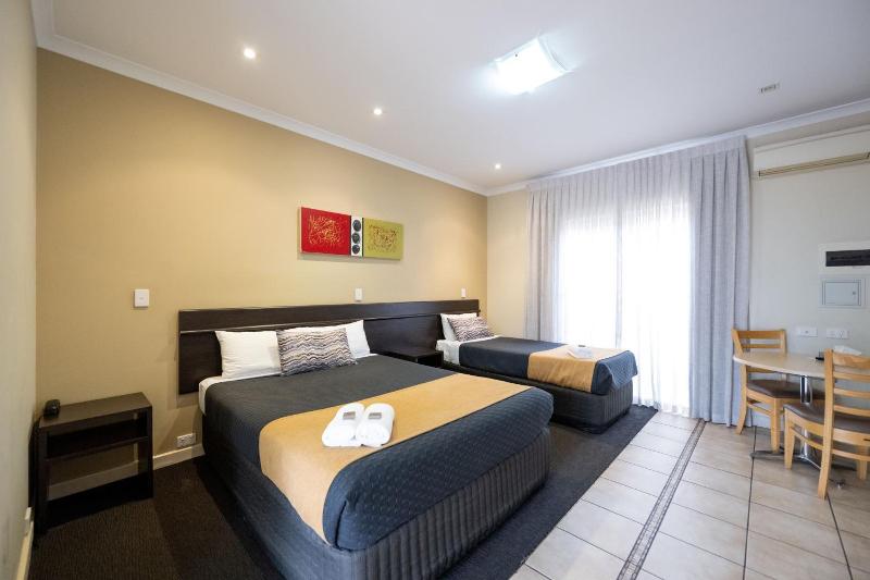 Collie Ridge Motel image