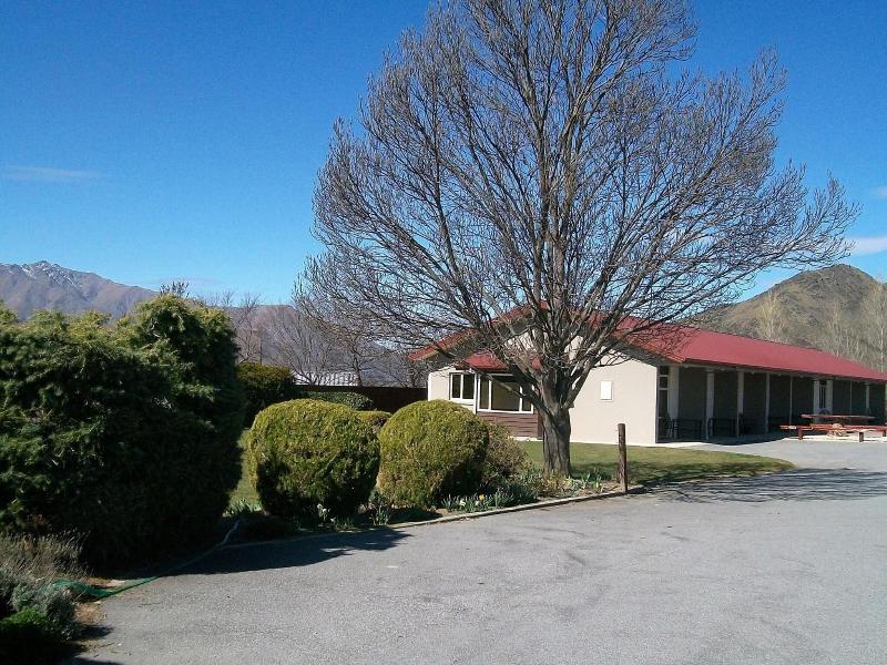 Sierra Motel