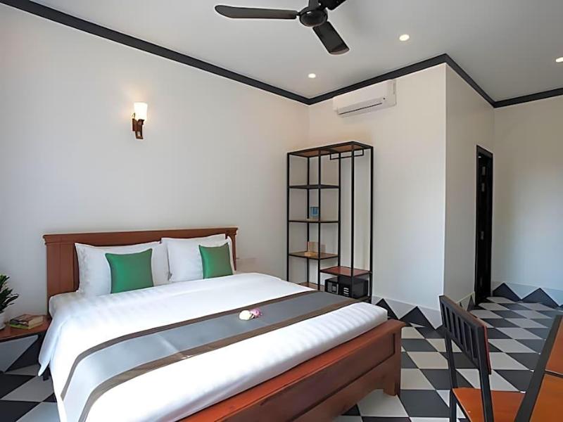Noni Tree Hostel image