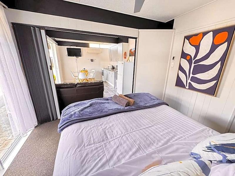 Waikanae Beach Motel image