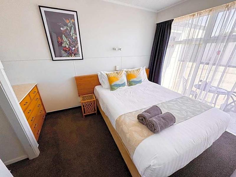 Waikanae Beach Motel image