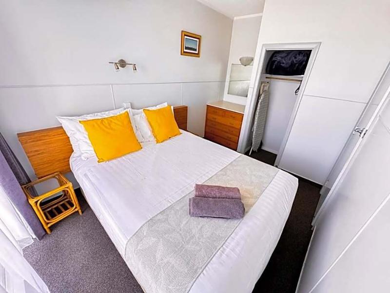 Waikanae Beach Motel image