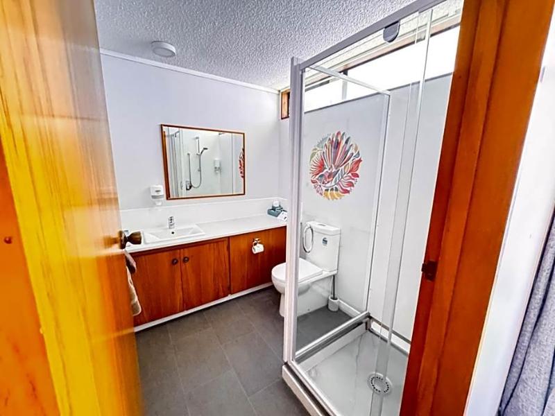 Waikanae Beach Motel image