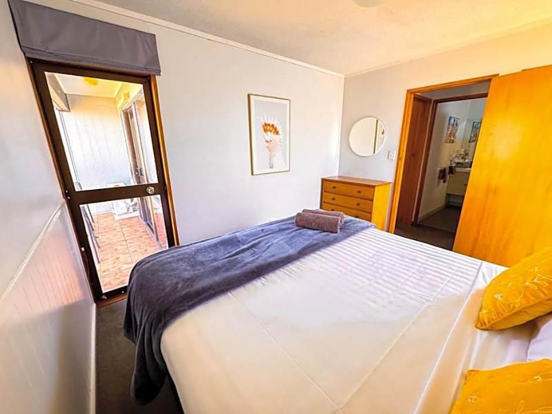 Waikanae Beach Motel image