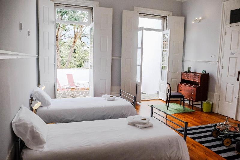 Dona Emília Guesthouse image