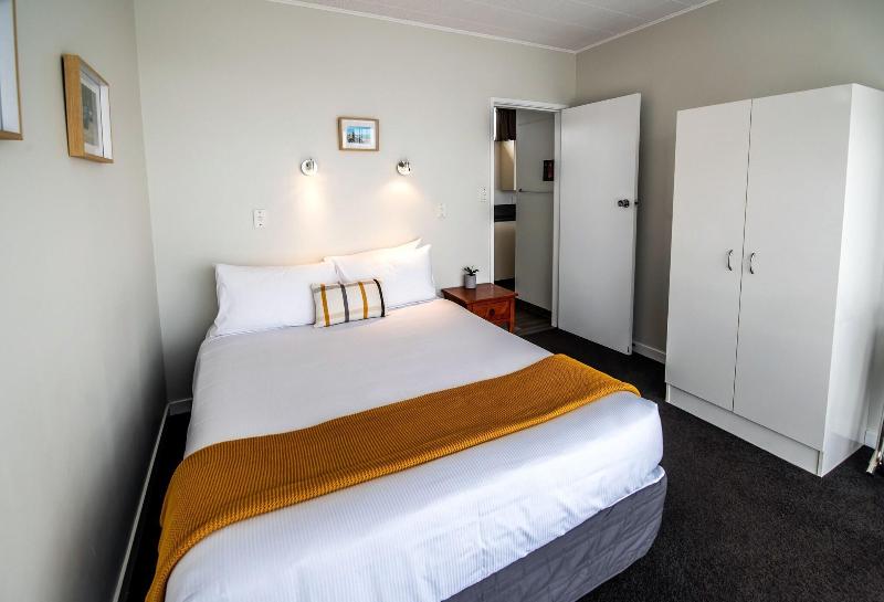 Aura Accommodation image