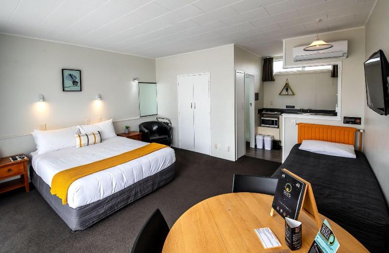 Aura Accommodation image
