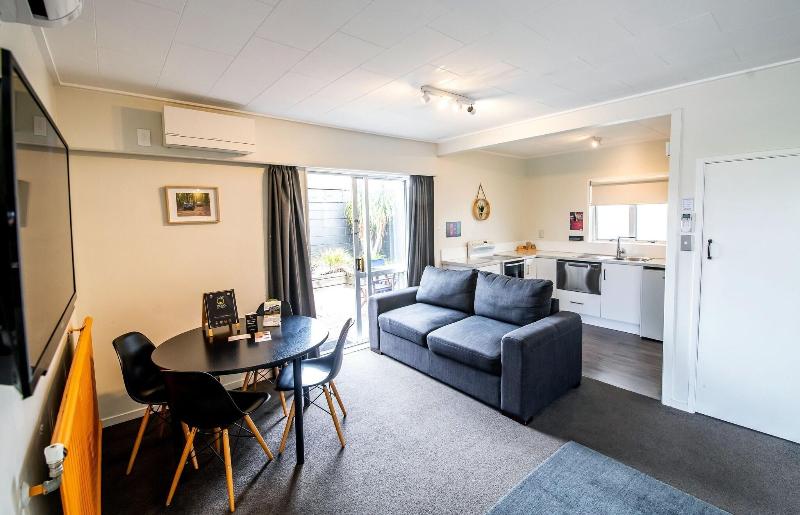 Aura Accommodation image