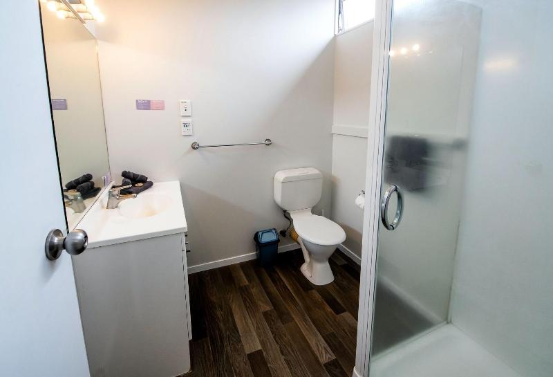 Aura Accommodation image