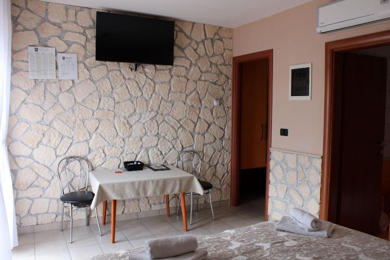 Pansion Dalmacija image