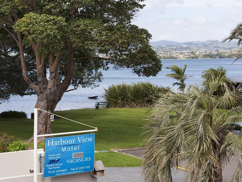 Asure Harbour View Motel