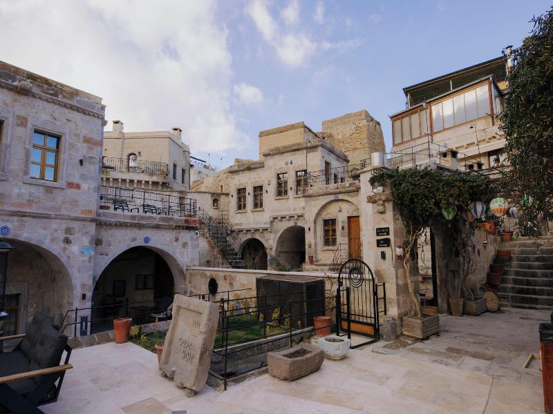 The Dorm Cave By Travellers image