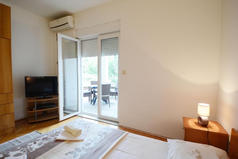 Apartments Ante image