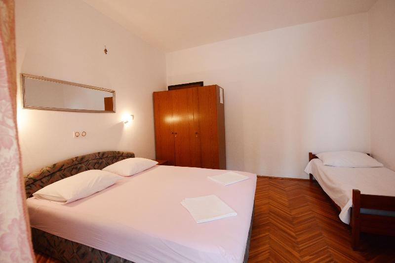 Apartments Ante image