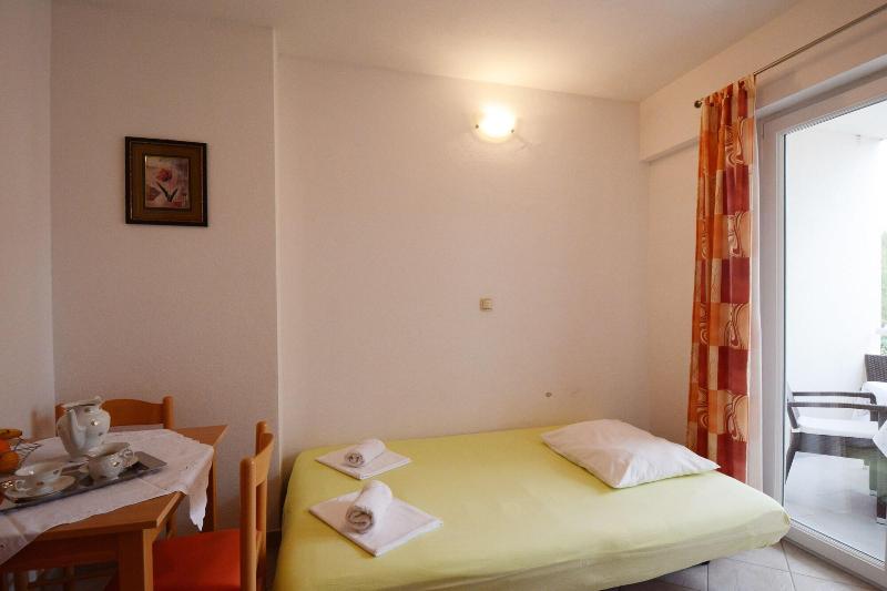 Apartments Ante image