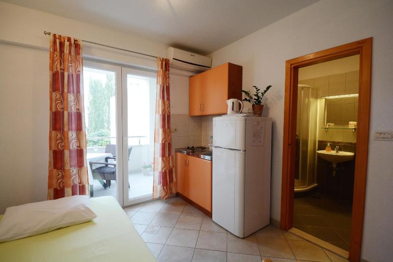 Apartments Ante image