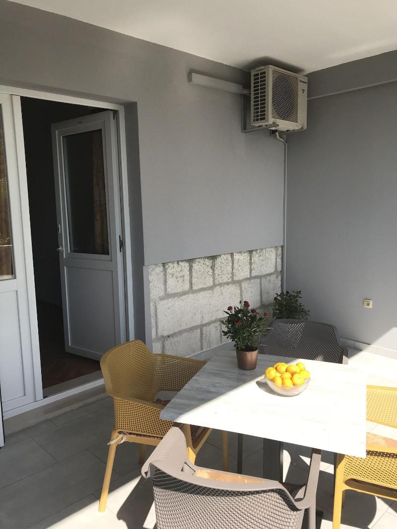 Apartments Ante image