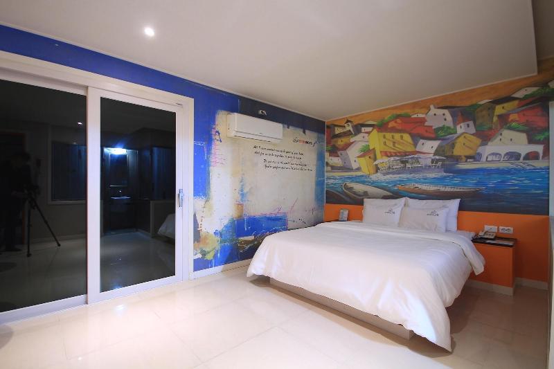 Star Motel image
