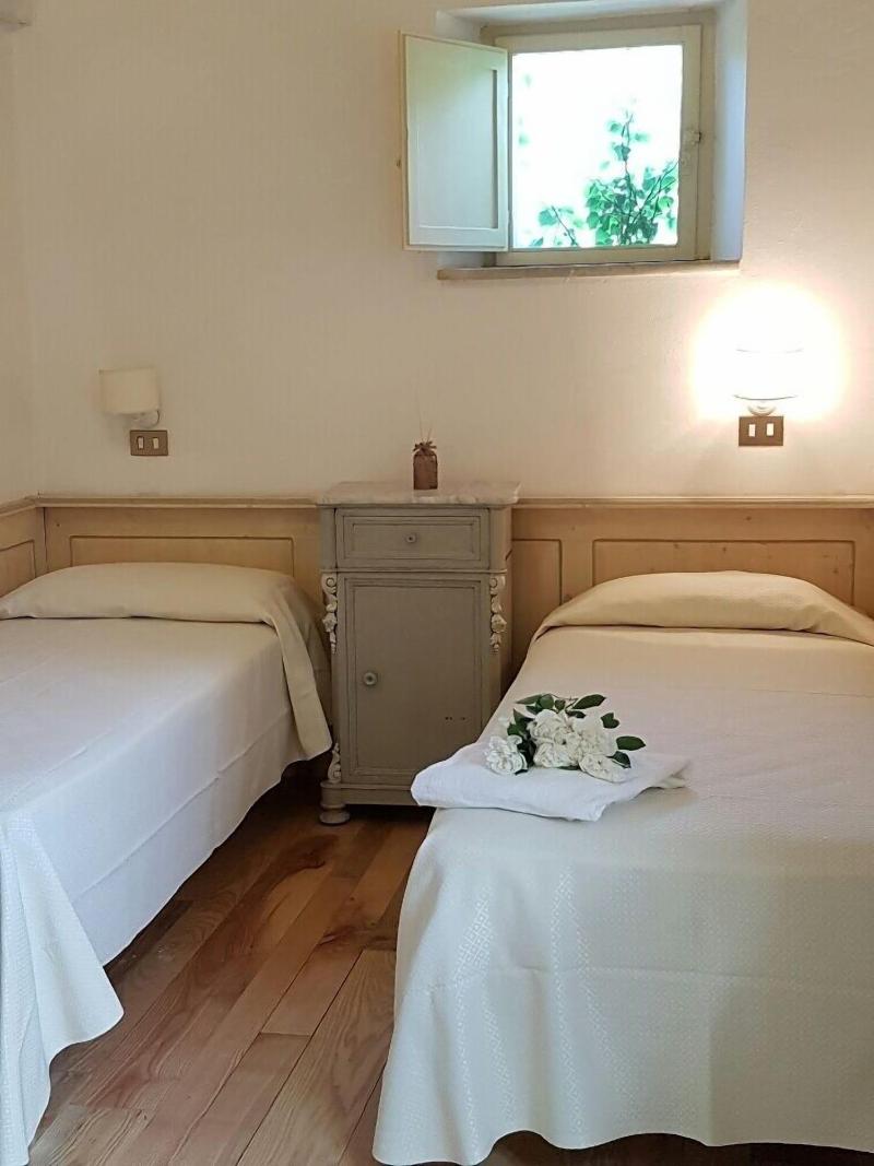 Tenuta Col Di Sasso image