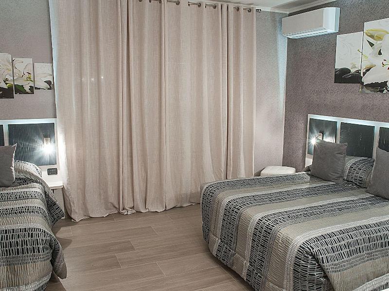 Albis Rooms Guest House image