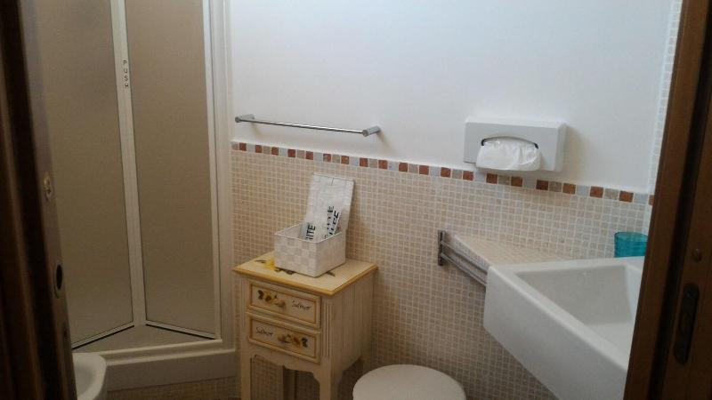 Albis Rooms Guest House image