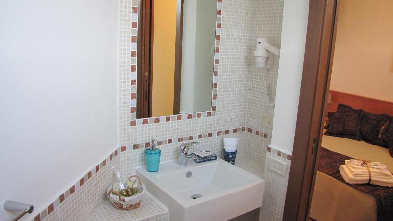 Albis Rooms Guest House image