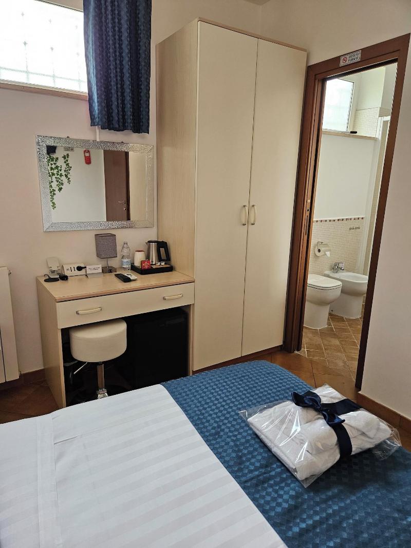 Albis Rooms Guest House image