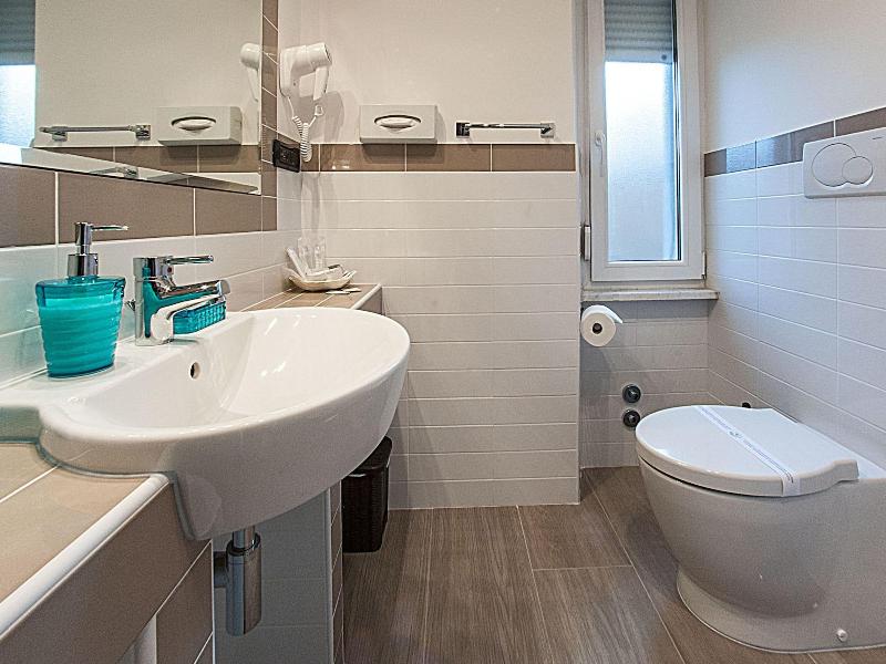 Albis Rooms Guest House image
