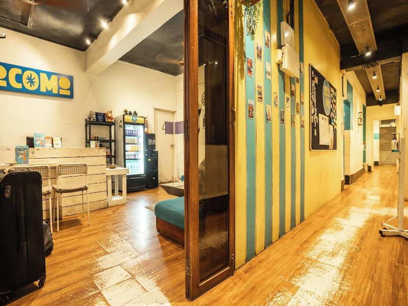 Locomo Hostel - Mumbai Airport image