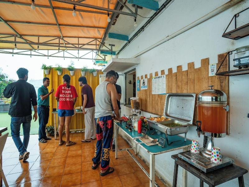 Locomo Hostel - Mumbai Airport image
