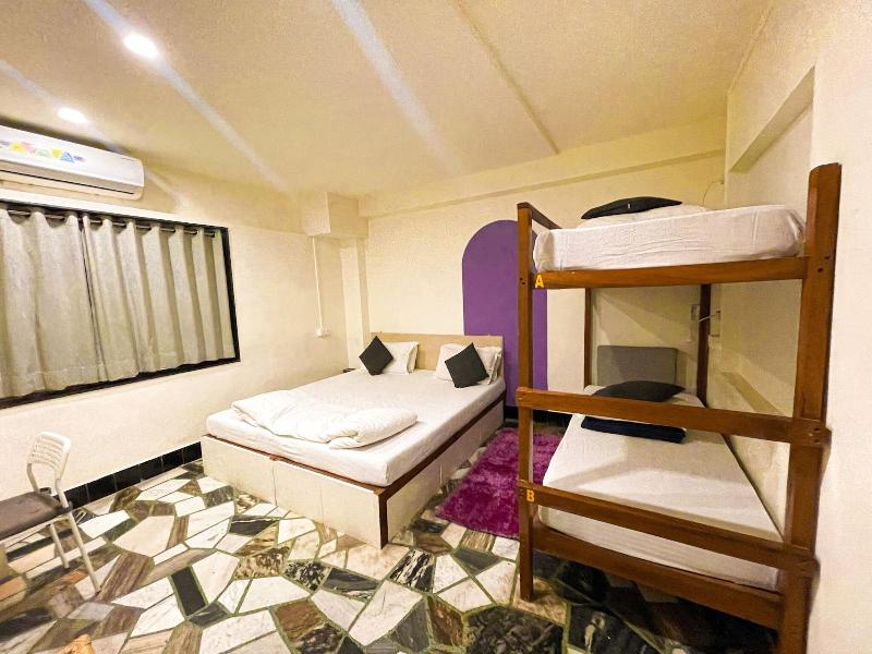 Locomo Hostel - Mumbai Airport image