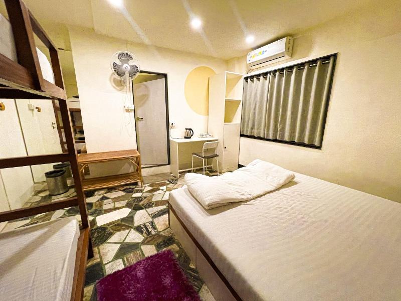 Locomo Hostel - Mumbai Airport image