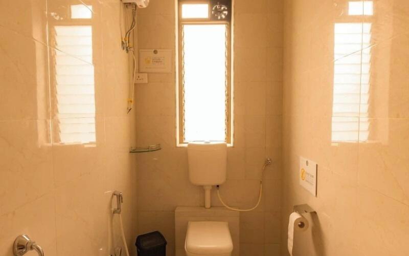 Locomo Hostel - Mumbai Airport image