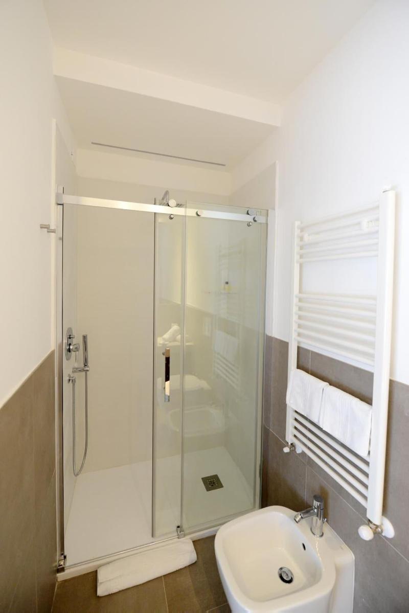 Miramed Rooms image