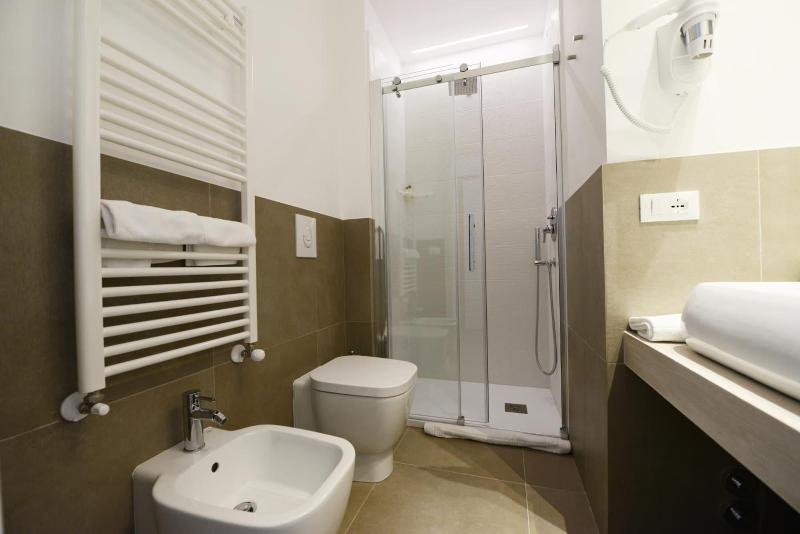 Miramed Rooms image