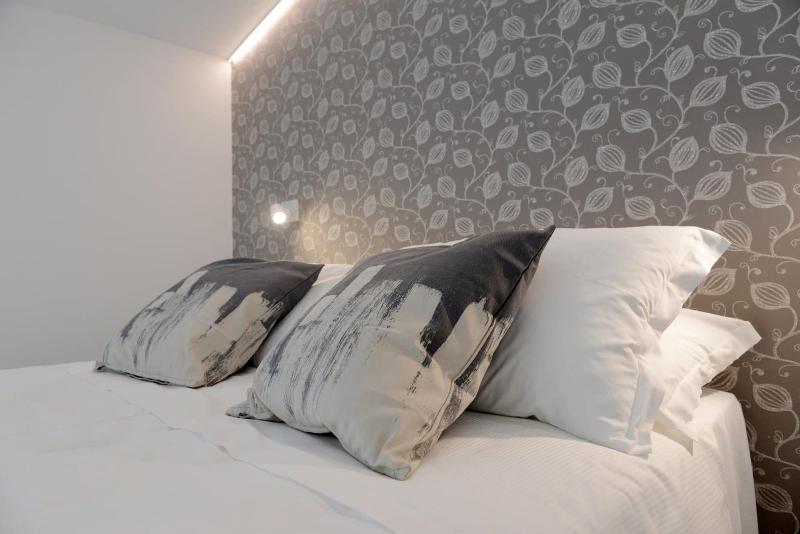 Miramed Rooms image
