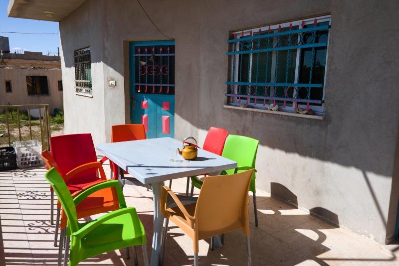 Bedouin Pink Ecohouse image