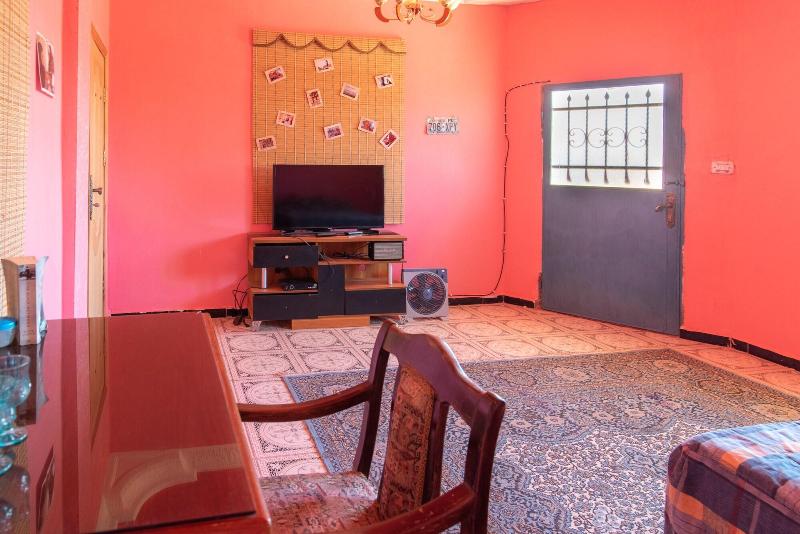 Bedouin Pink Ecohouse image